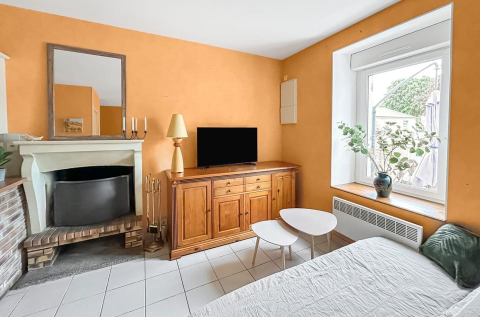 Communal lounge/ TV room, TV and multimedia