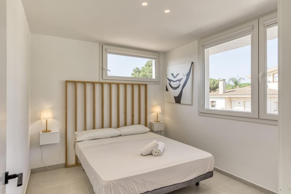 Living room, Bedroom