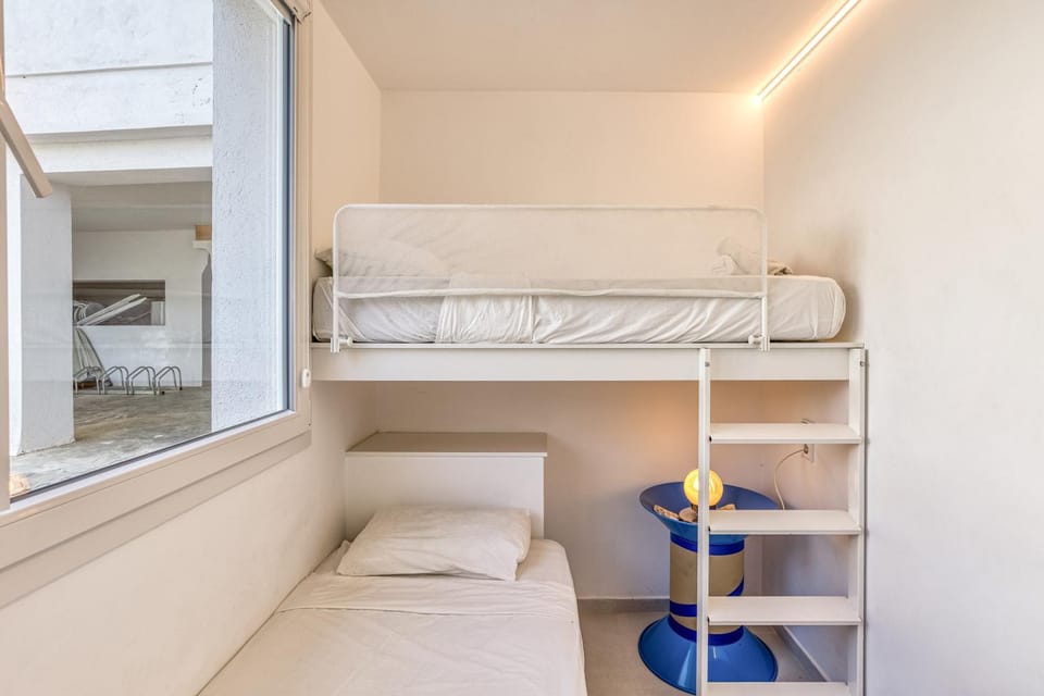Property building, Living room, Bedroom