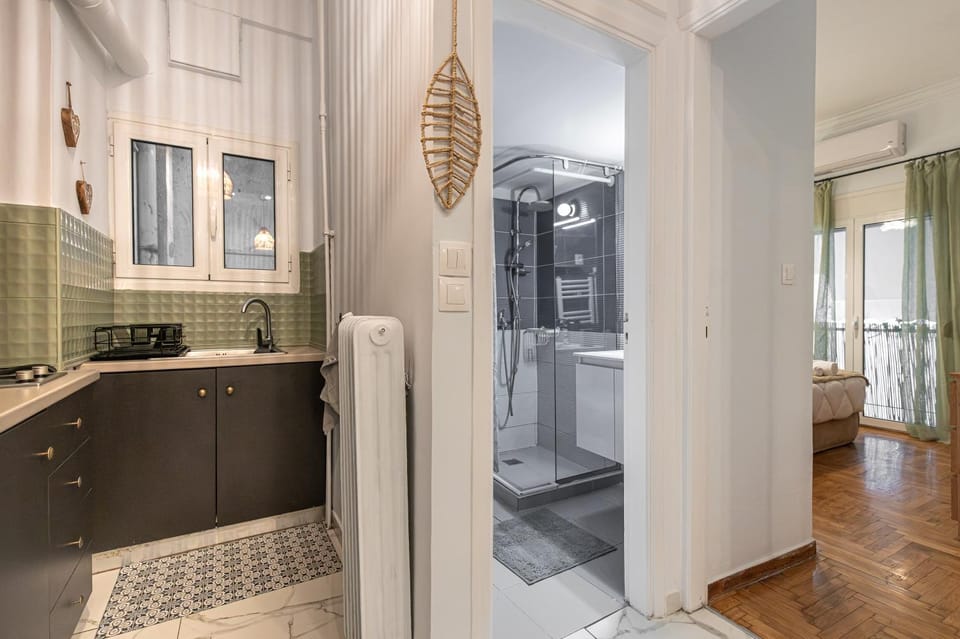 Cozy Apartment in Exarchia, Walk to Athens Museum Apartment in Athens