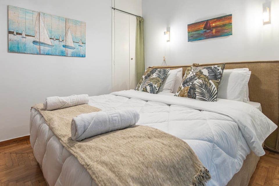 Cozy Apartment in Exarchia, Walk to Athens Museum Apartment in Athens