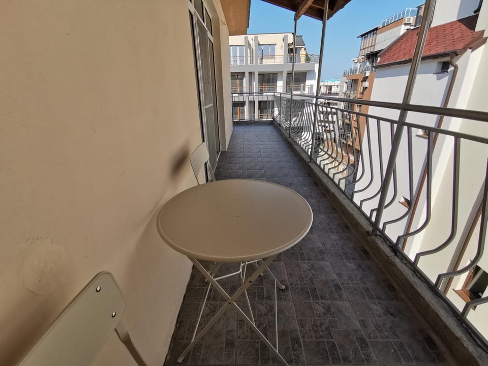 Emona 5 floor 4 Apartment in Burgas
