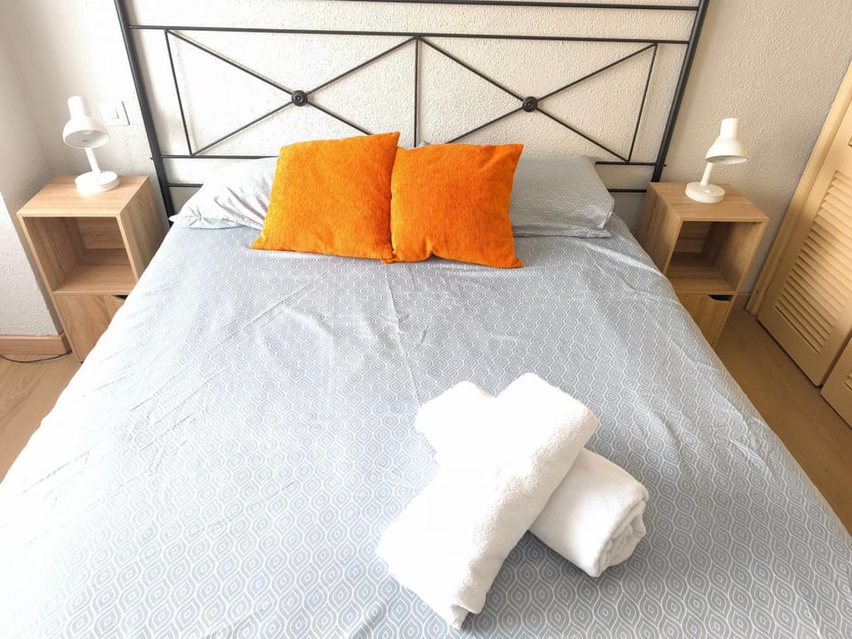 JB Cuzco - Santiago Bernabéu Apartment in Madrid