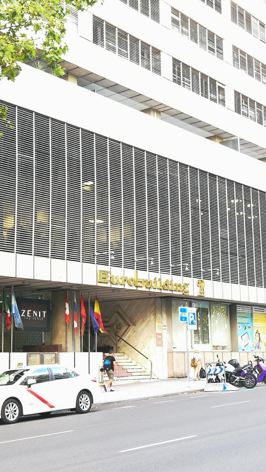 Chusbad place Cuzco-Santiago Bernabéu, Edificio Eurobuilding 2 Apartment in Madrid