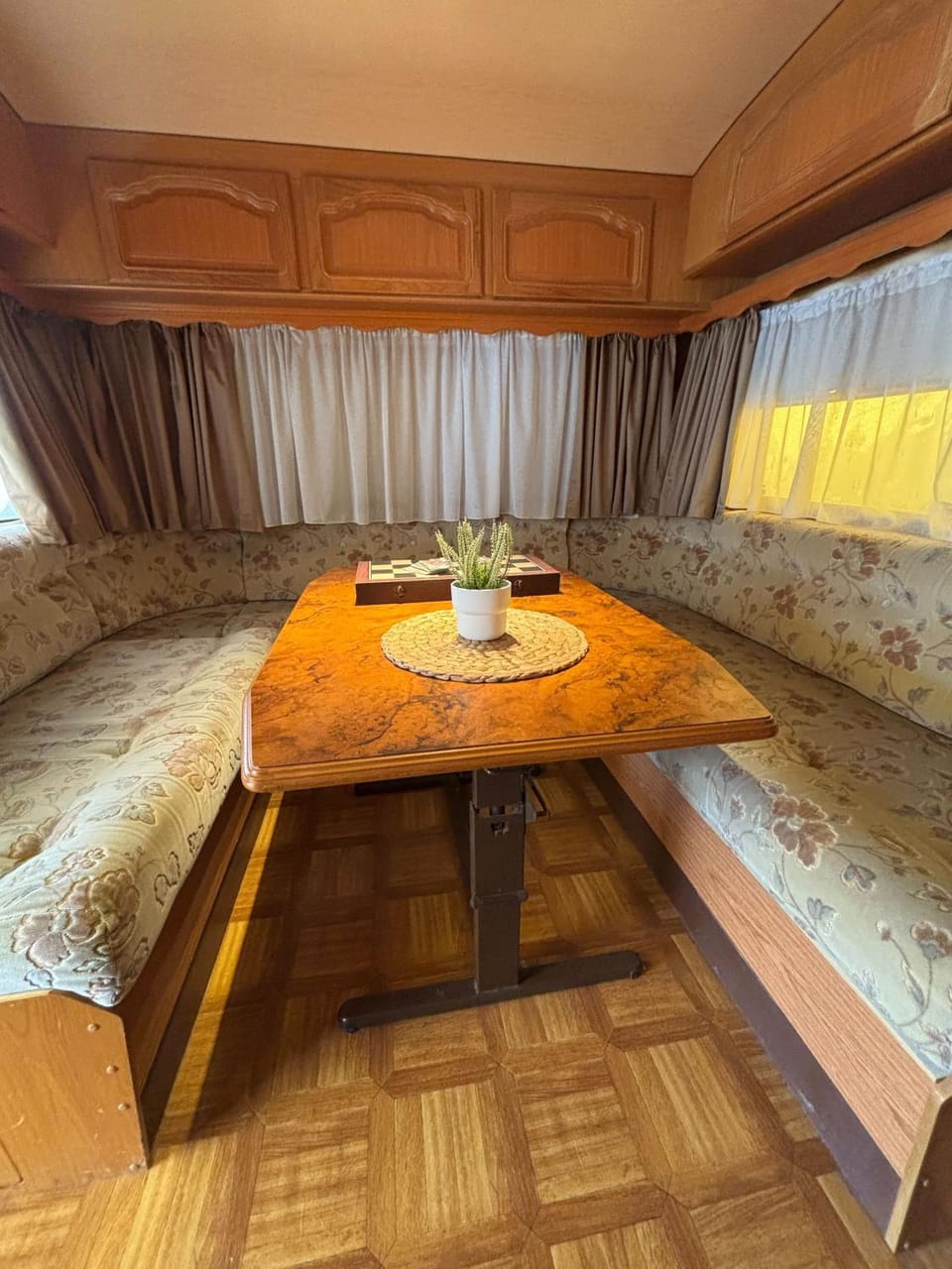 Bed, Living room, Seating area