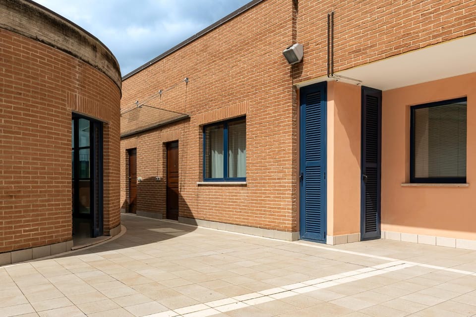 Property building, Inner courtyard view
