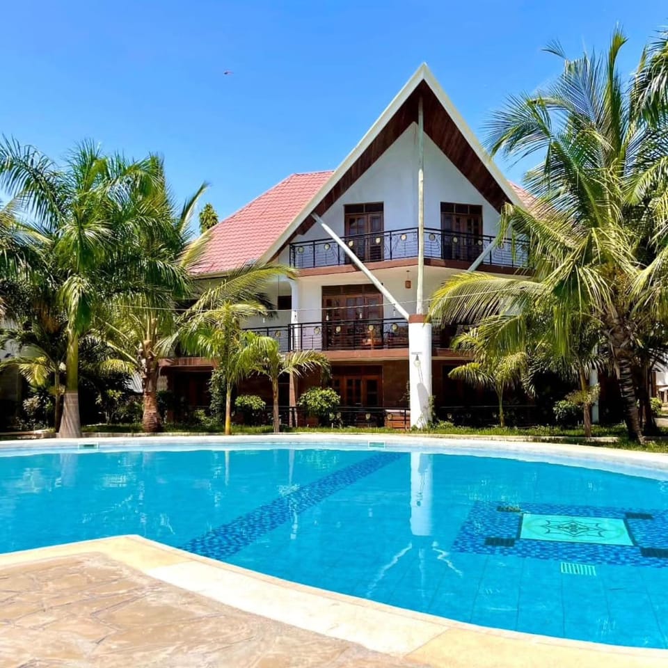 Tropical 2BR Haven in Diani Apartment in Diani Beach