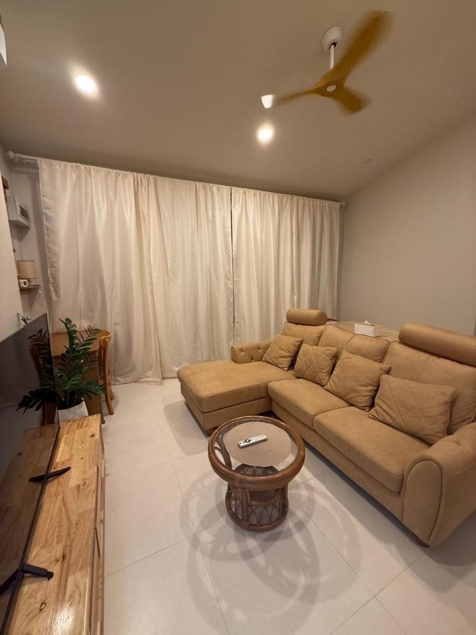 De 8 Huahin Bed and Breakfast in Laos