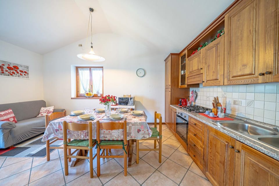 Property building, Kitchen or kitchenette, Living room