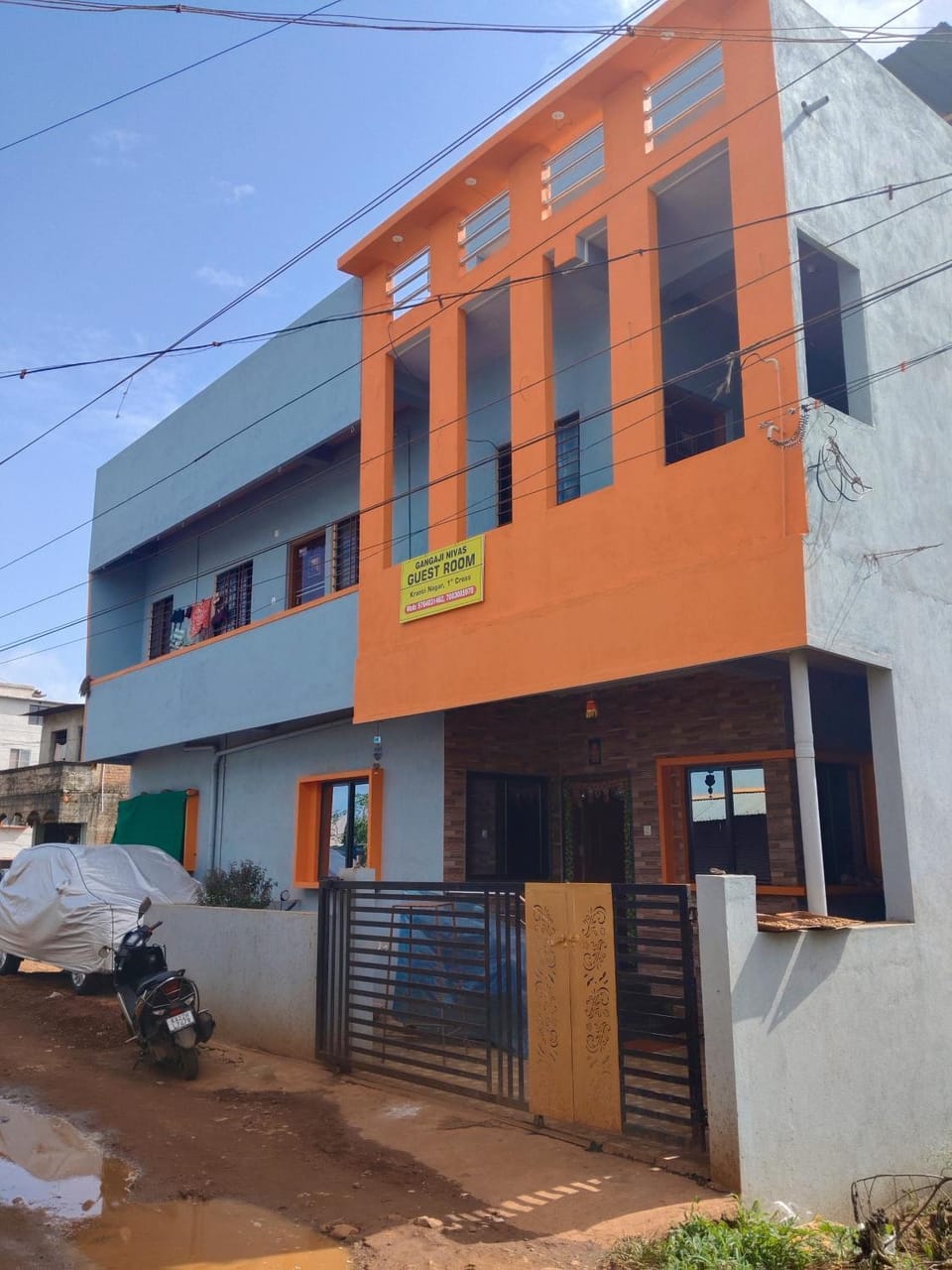 Property building, Day, Parking