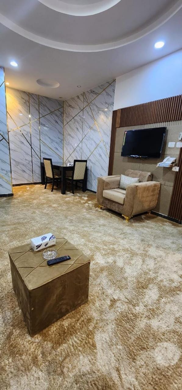 شقق حلا ثلاثه للشقق المخدومه Apartment in Saudi Arabia