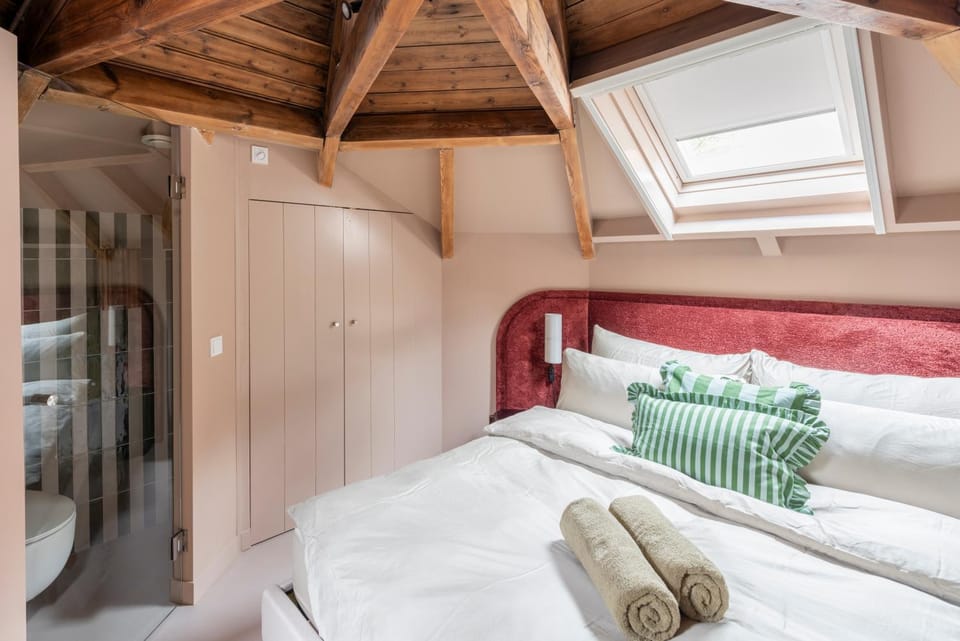 Unique 3 floor apartment with AC at Westerpark House in Amsterdam