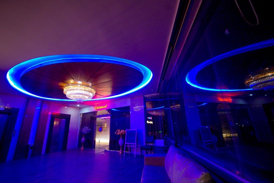 Property building, Nightclub / DJ