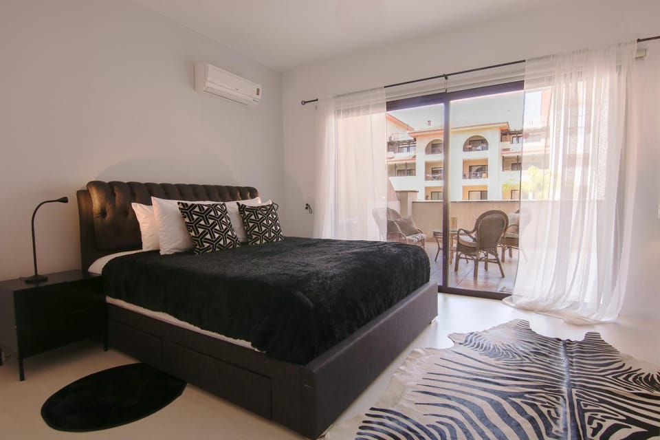 Queens Garden Residence by Staycom Apartment in Paphos