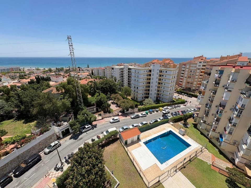 Bird's eye view, City view, Pool view