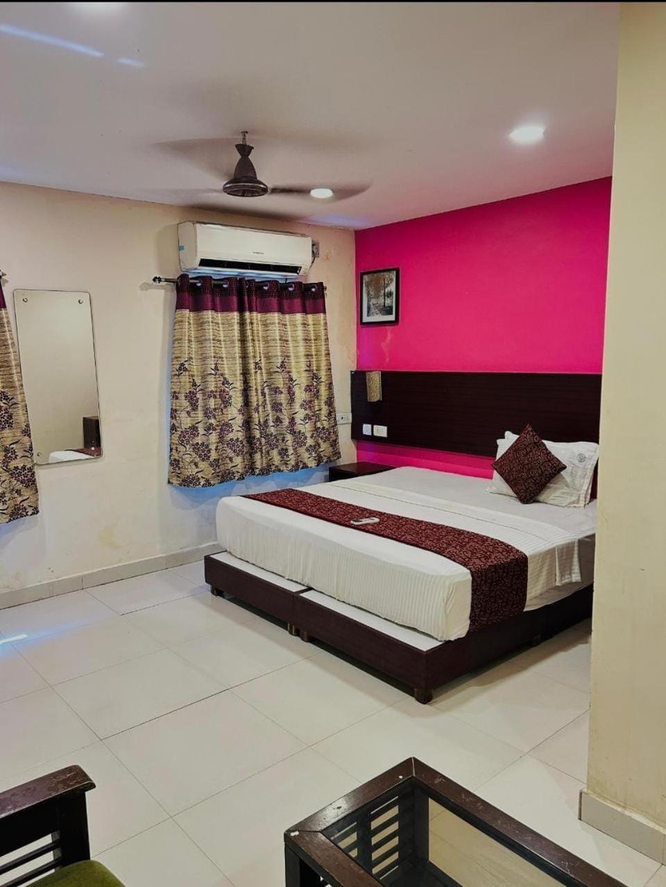 Five stones By Terra Hotel T Nagar Apartment in Chennai