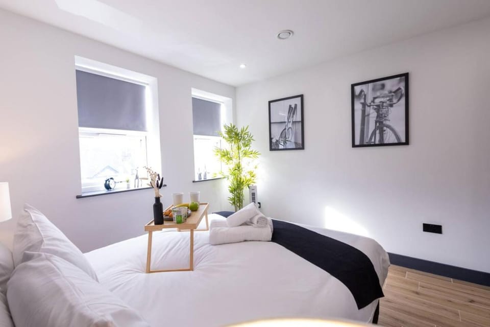 Brand-New Borehamwood 1-Bed, 1-Bath Flat Apartment in London