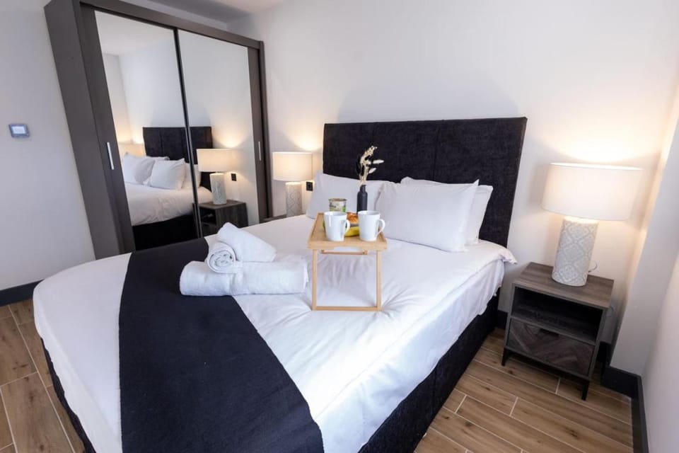 Brand-New Borehamwood 1-Bed, 1-Bath Flat Apartment in London