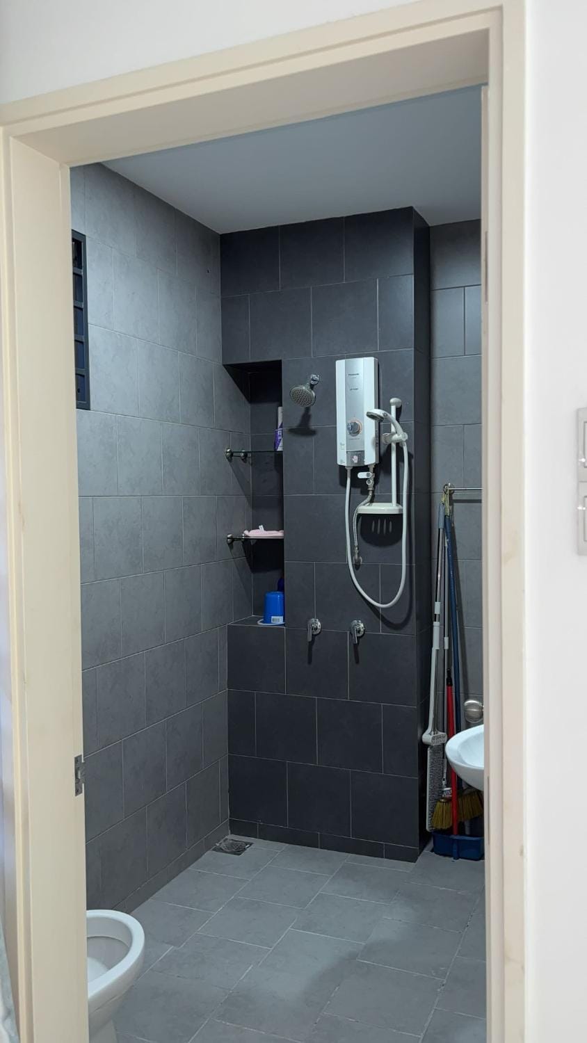 A Room in Kundang Estates Vacation rental in Selangor, Malaysia