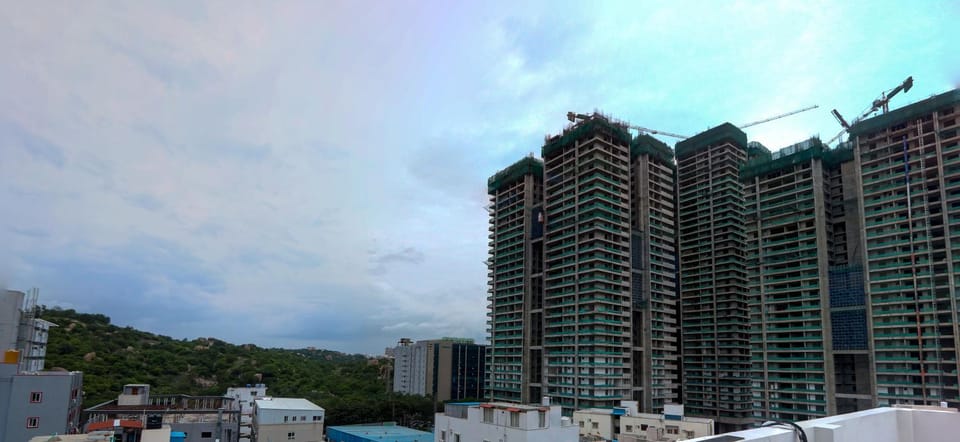 View (from property/room), City view