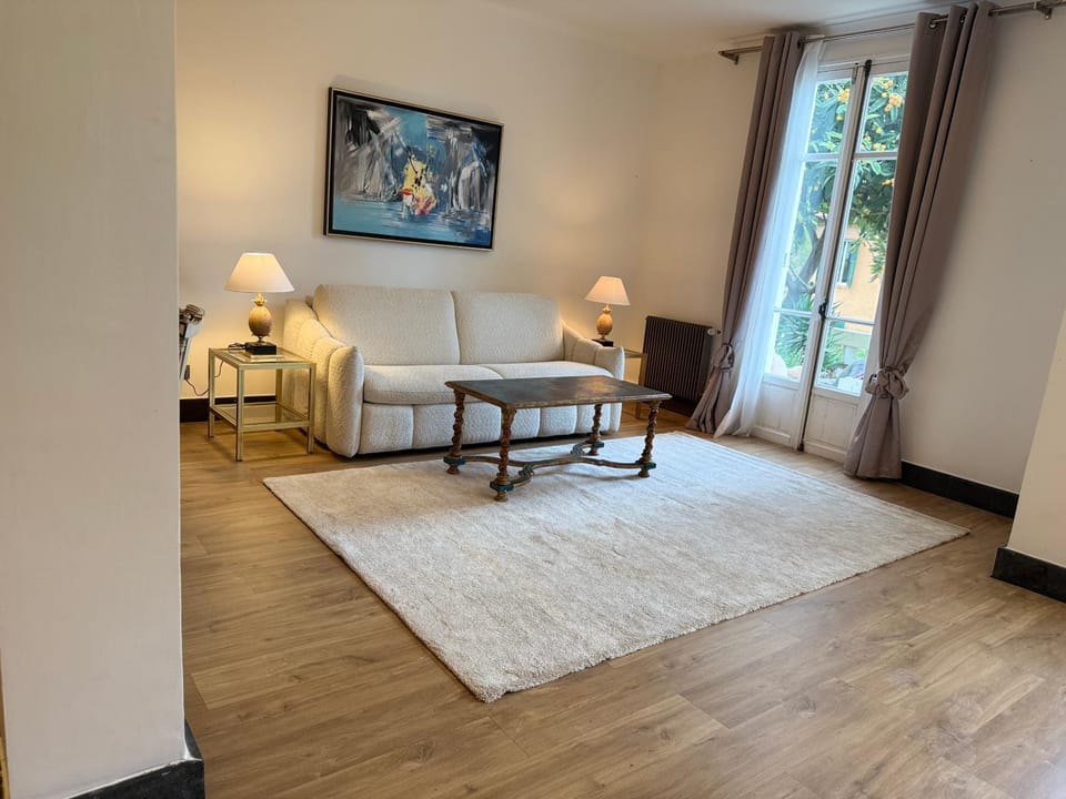 Magnifique studio entier avec terrasse Saint Jean Cap Ferrat Apartment in Saint-Jean-Cap-Ferrat