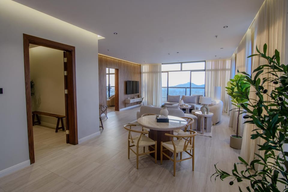 Living room, Seating area, Dining area