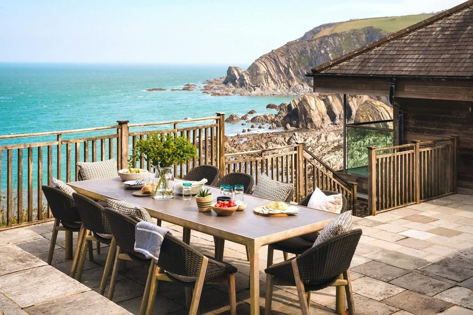 Stunning home for large groups overlooking a beautiful North Devon beach House in North Devon District