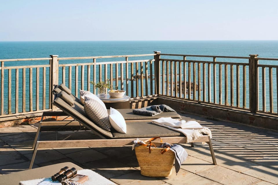Stunning home for large groups overlooking a beautiful North Devon beach House in North Devon District