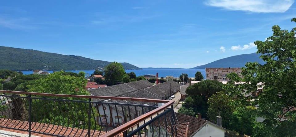 Seaview family home House in Kotor Municipality