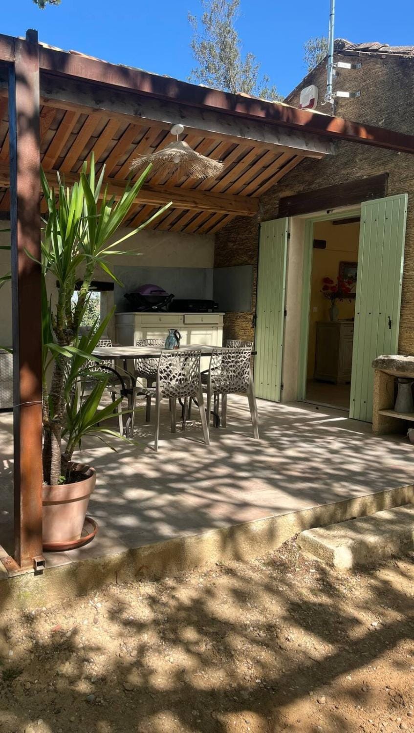 Gite provençal de Montigal House in Provence-Alpes-Côte d'Azur