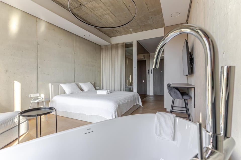 Luxury Honey Moon Apartments with Free Underground Parking Apartment in Lithuania