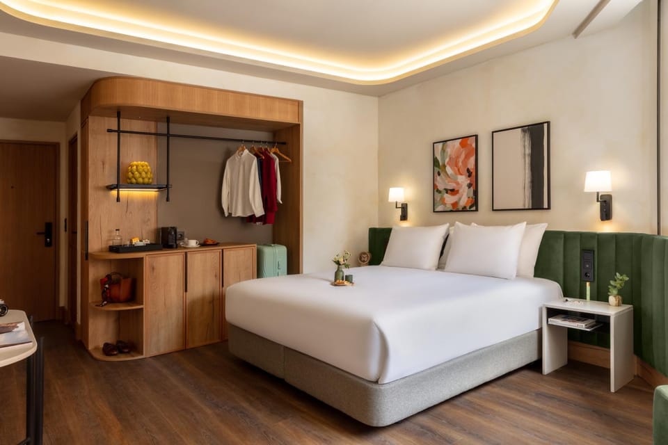 Bed, Photo of the whole room