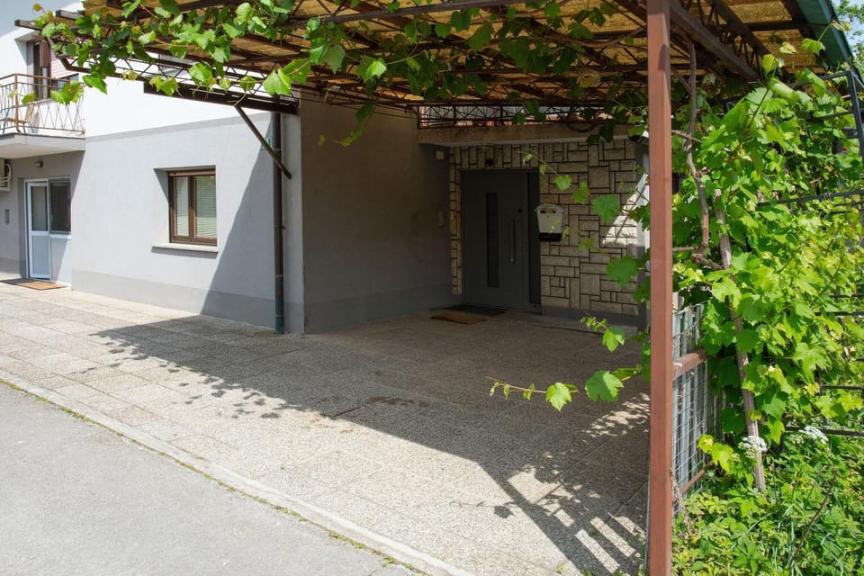 Property building, Parking