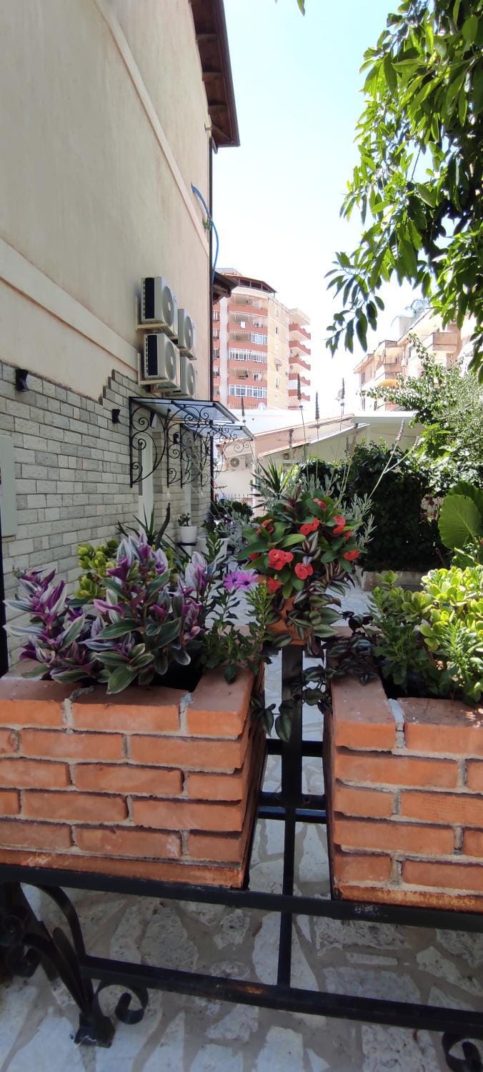 ARTISAN apartments walking distance from the beach Apartment in Sarandë