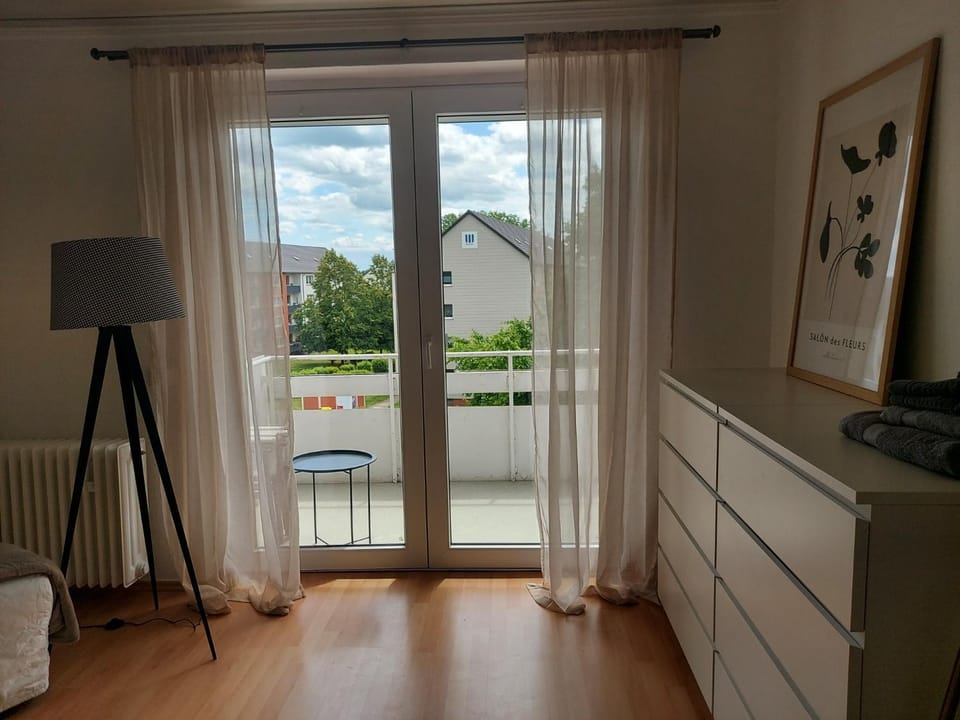 Monteurwohnung mit Balkon-KAS-2-WK-40 Apartment in Lower Saxony, Germany