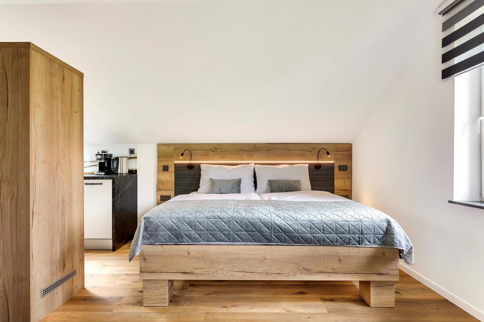 Bed, Bedroom, wardrobe