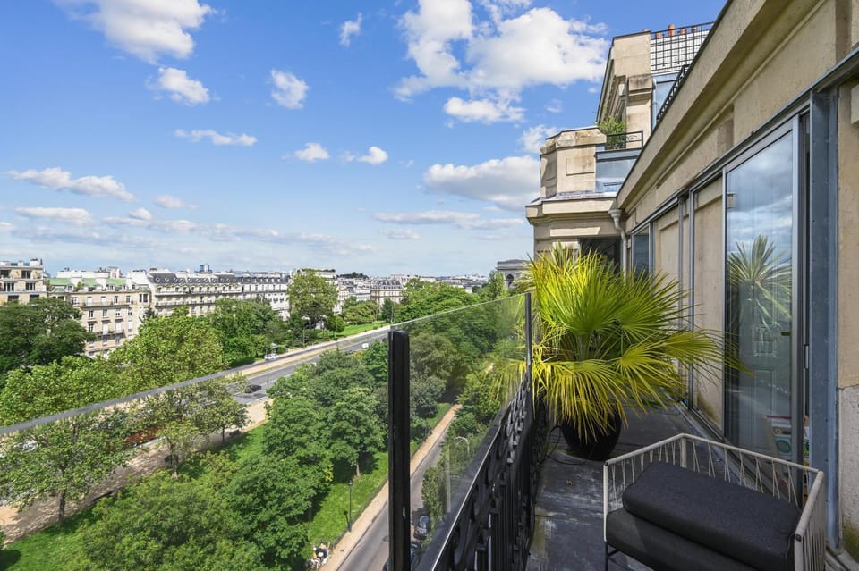 View (from property/room), Balcony/Terrace, Balcony/Terrace, City view
