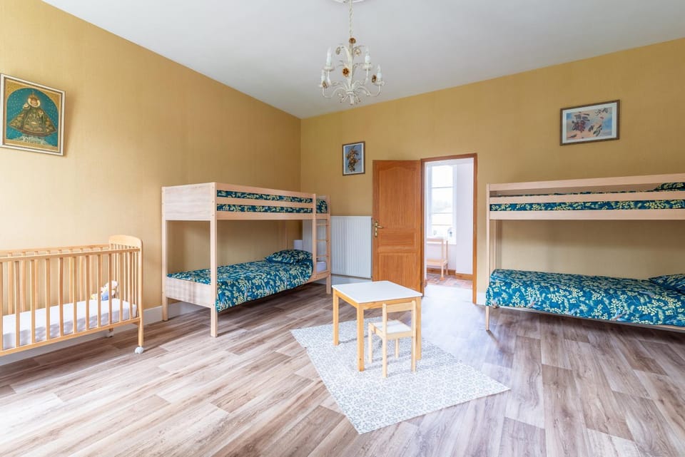 Property building, Living room, Bedroom