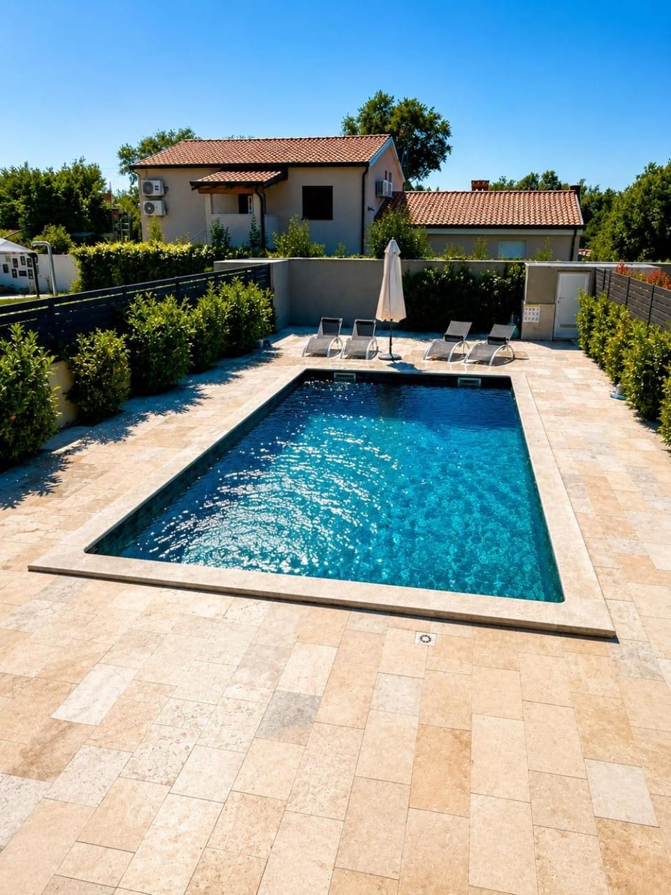 Garden, Pool view