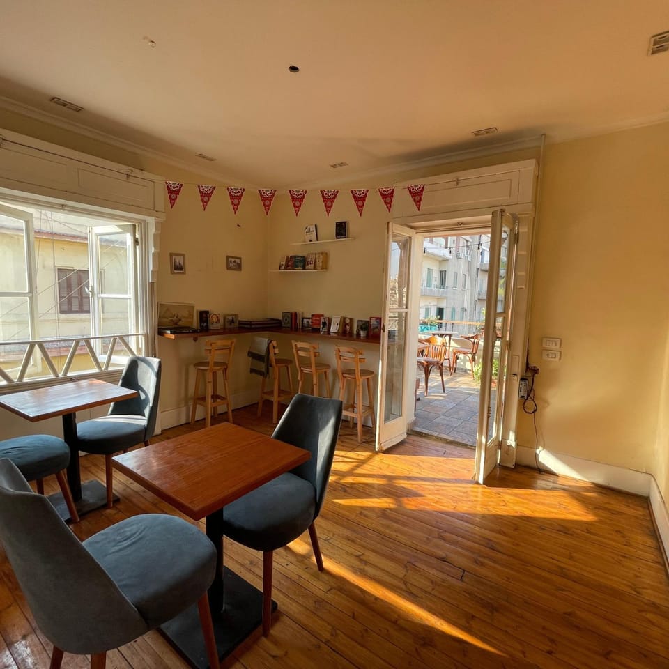 Communal lounge/ TV room, Living room, Seating area, Dining area