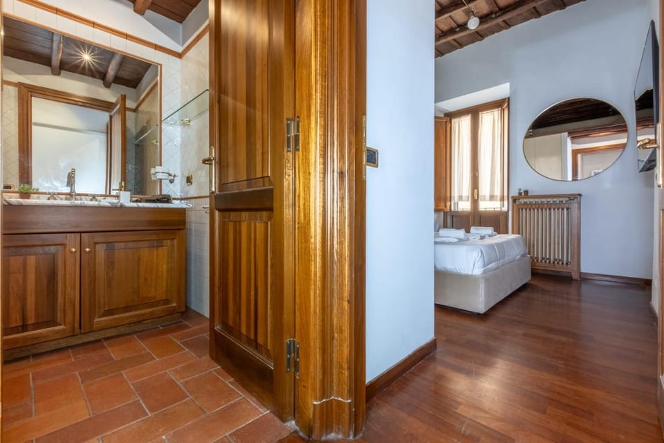 Trevi Room Bed and Breakfast in Rome
