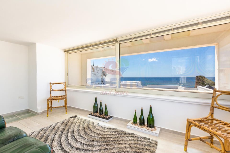 Natural landscape, Living room, Seating area