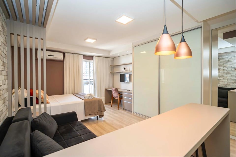 Dining area, Bedroom, air conditioner