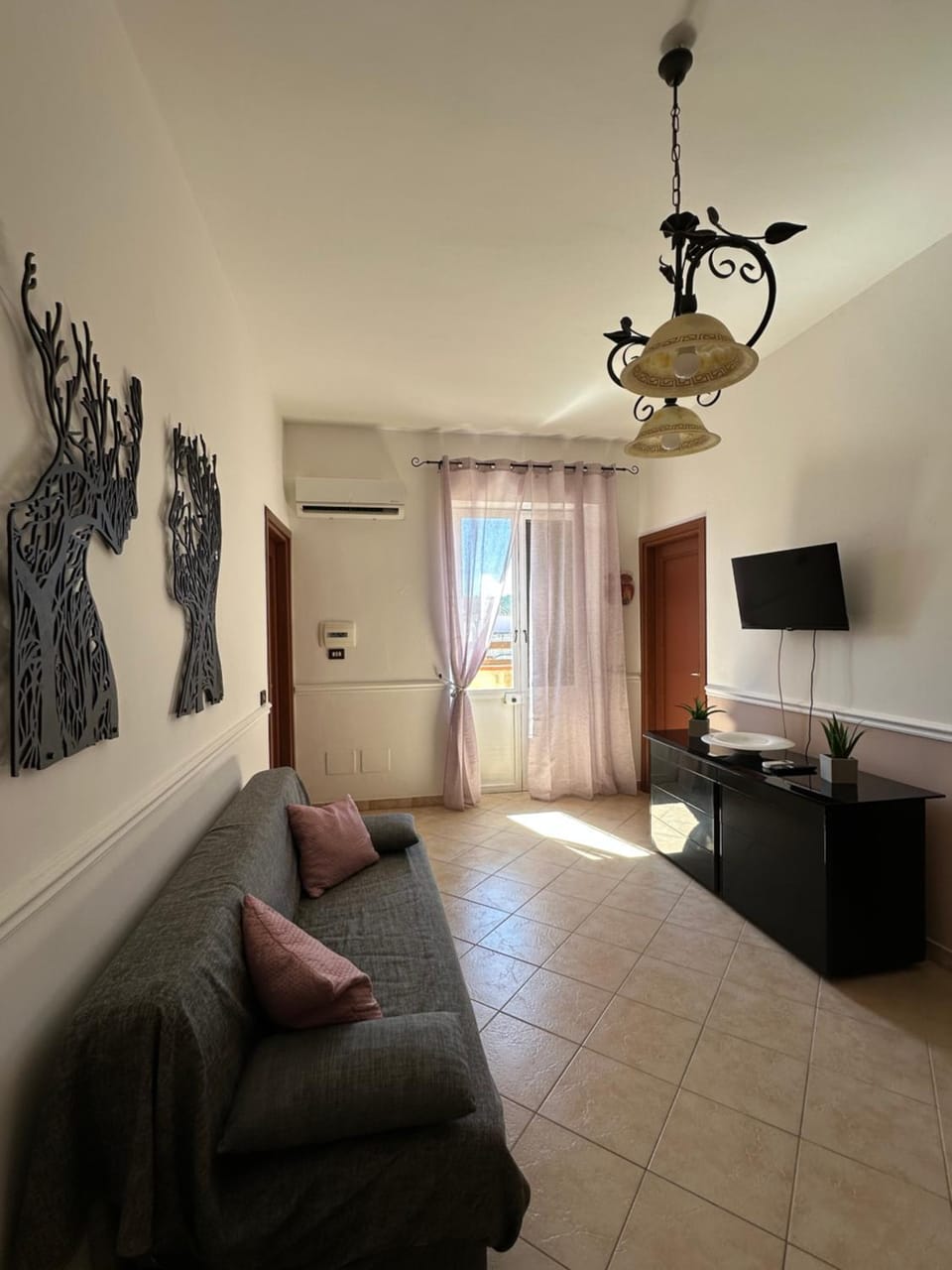 TV and multimedia, Living room