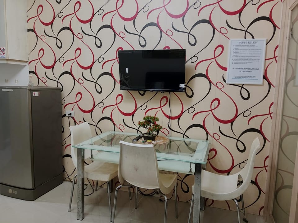 Sea Residence Tower by let's Bareds Bed and Breakfast in Pasay