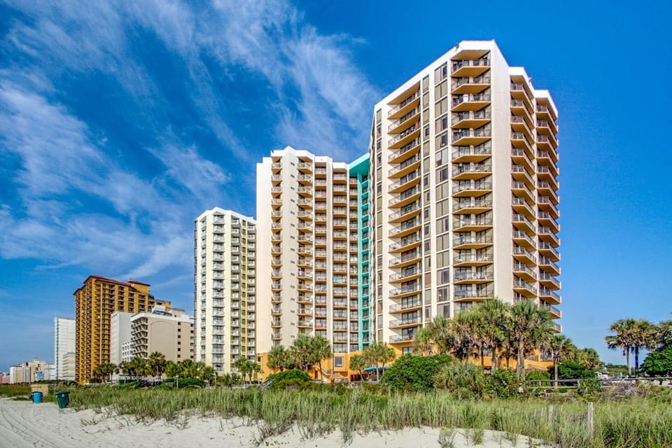 Remodeled Dec23, Best Floorpan! DogsOK 1206 Apartment in Myrtle Beach