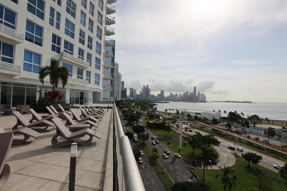 The Sands Apartments by AcoModo Apartment hotel in Panama City, Panama