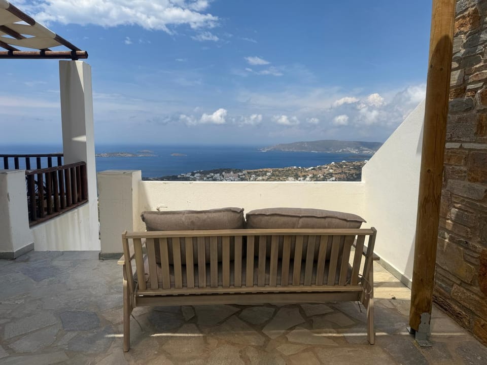 View (from property/room), Balcony/Terrace, Mountain view, Sea view