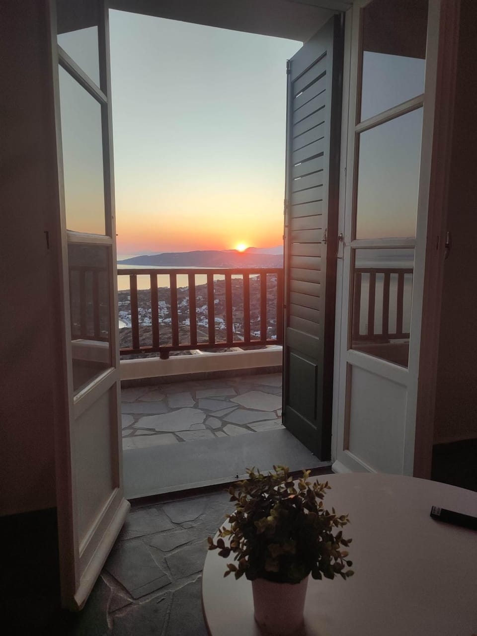 Living room, Sunset