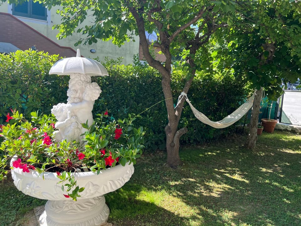 Cuorconero Apartment in Marcelli